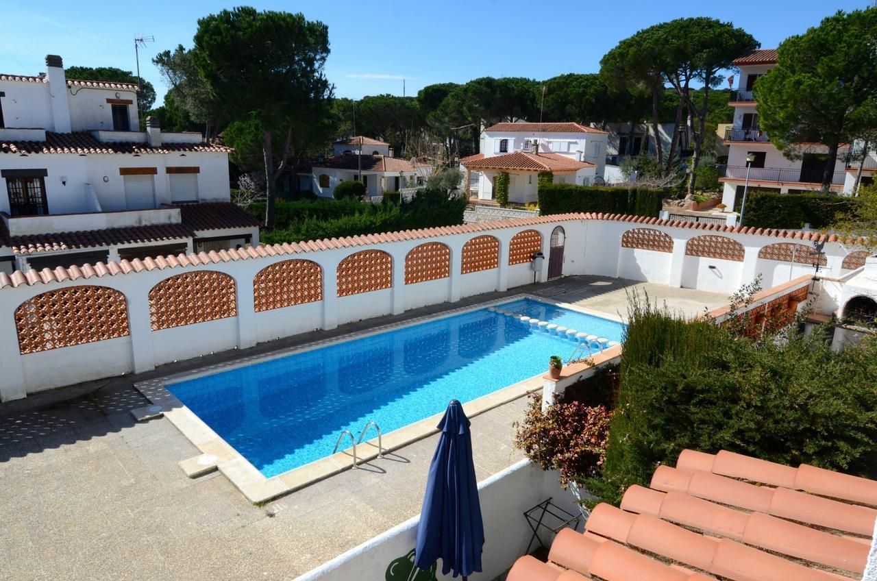 Villa Avinguda Montgo L' Escala Exterior foto